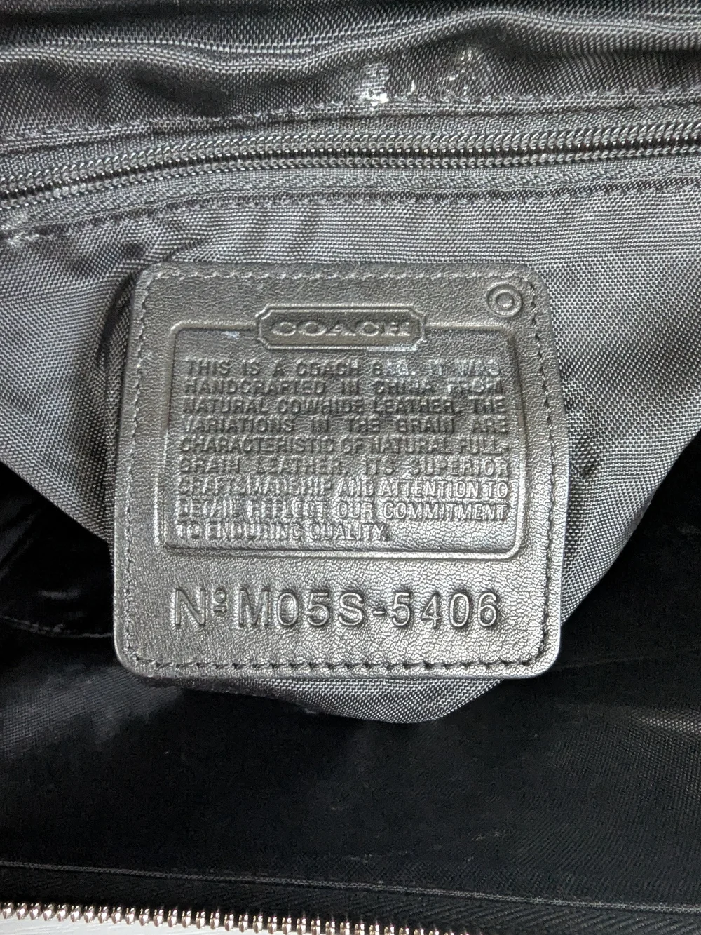 Coach sleek cosmetic